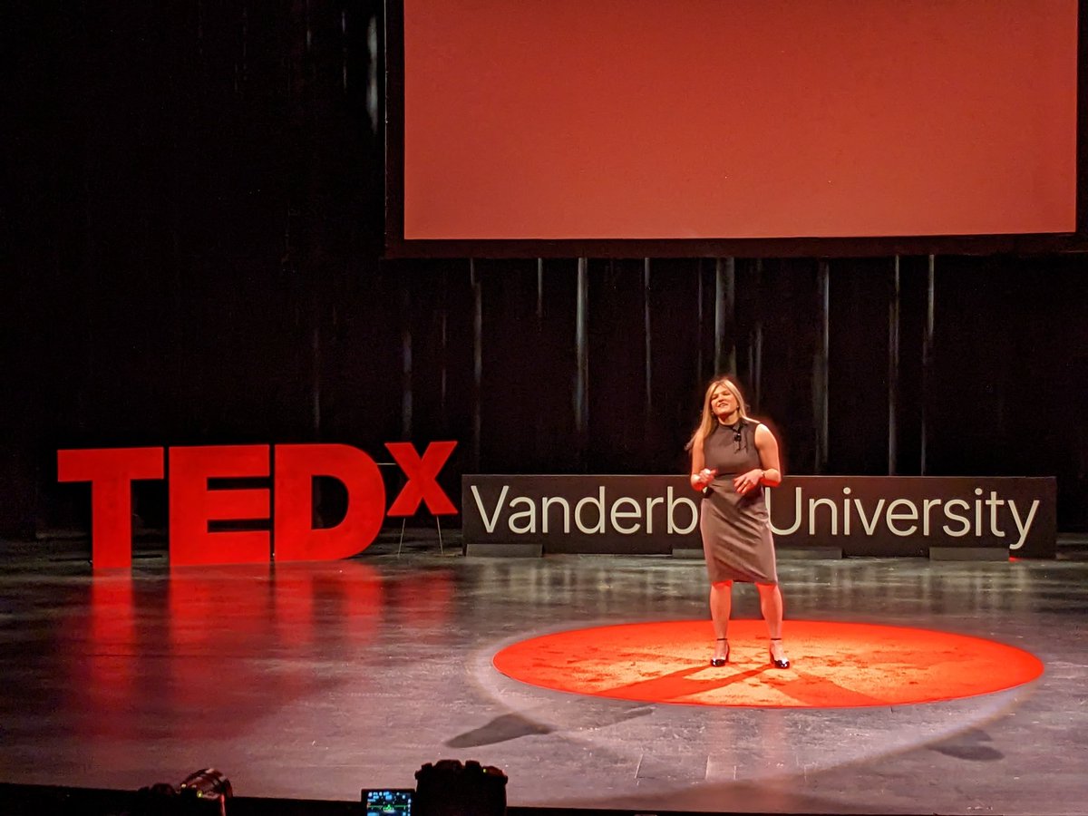 Sandy DeWald tweet media