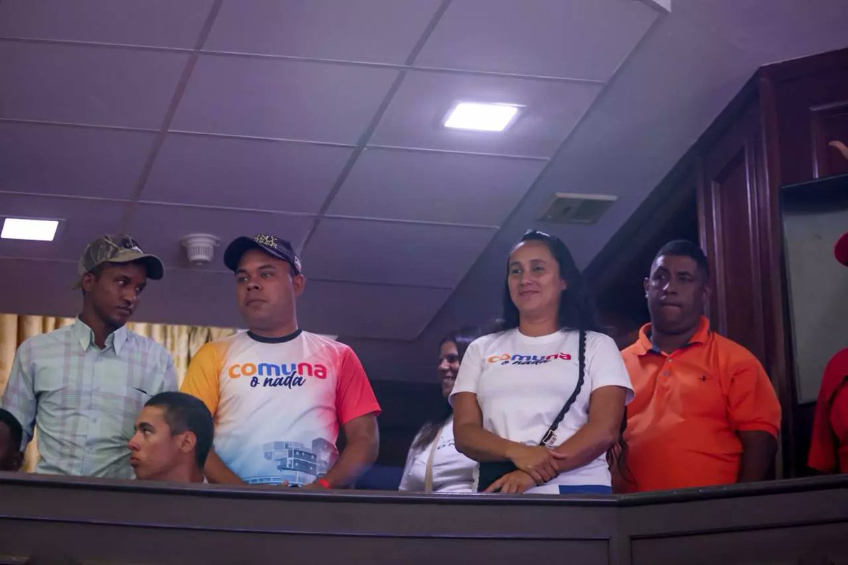 JulioGarciaZ's tweet photo. La Ley de Extinción de Dominio, es un instrumento para la recuperación de bienes que se hayan adquirido a través de delitos como: corrupción, legitimación de capitales, narcotráfico o financiamiento al terrorismo.

¡Seguimos avanzando en esta cruzada emprendida por el Presidente! https://t.co/WRbdWp1PwB