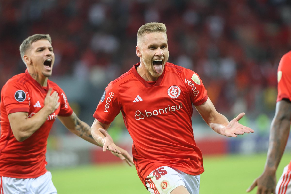 SCInternacional's tweet photo. 4⃣5⃣ 😱
3⃣5⃣ 😝 https://t.co/5kBVx0EwMX