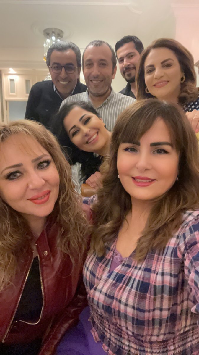 HILDAAJELAT1's tweet image. ما بيكمل العيد إلا مع الأصحاب
#عيد_الفصح_المجيد
#Easter2023