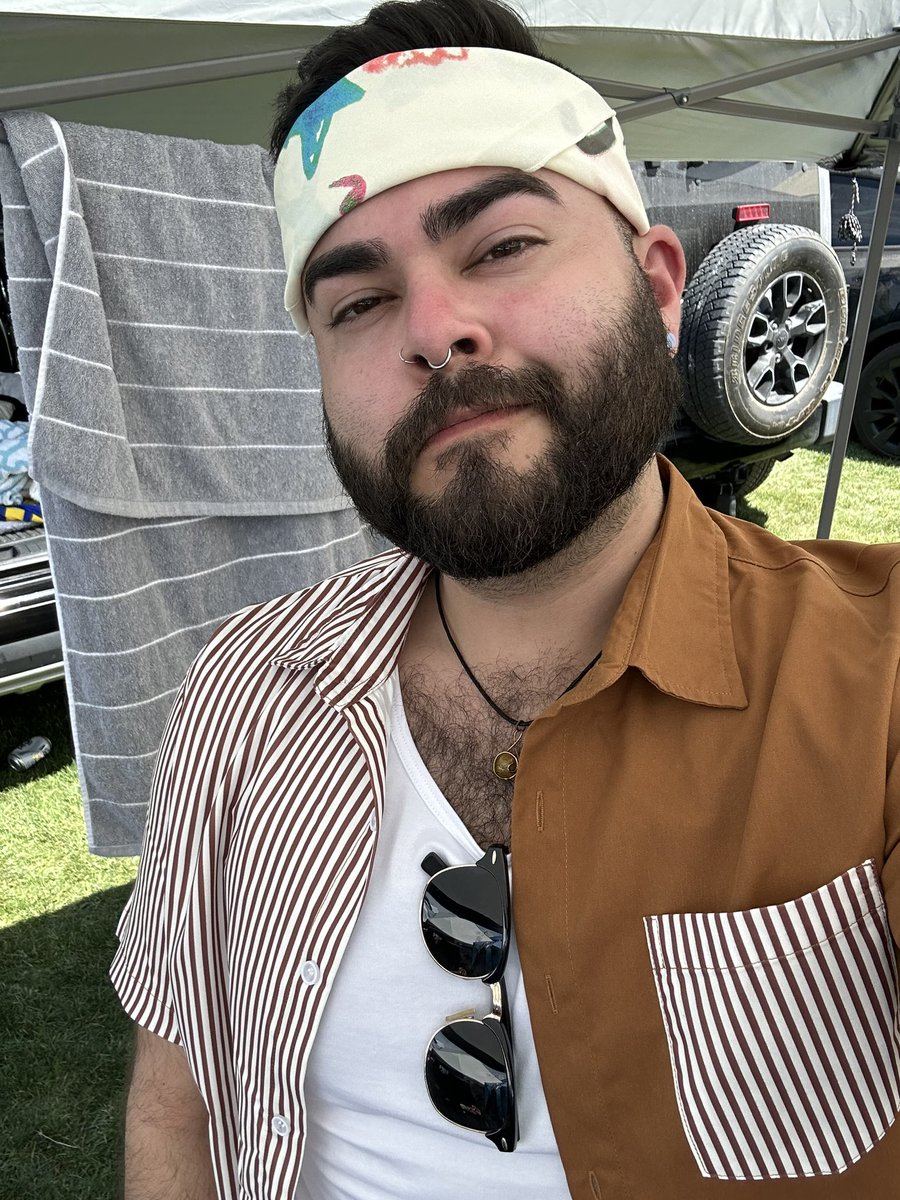 OttrPop92's tweet photo. #COACHELLA2023 ily 💕 https://t.co/Myrm9nqnkX