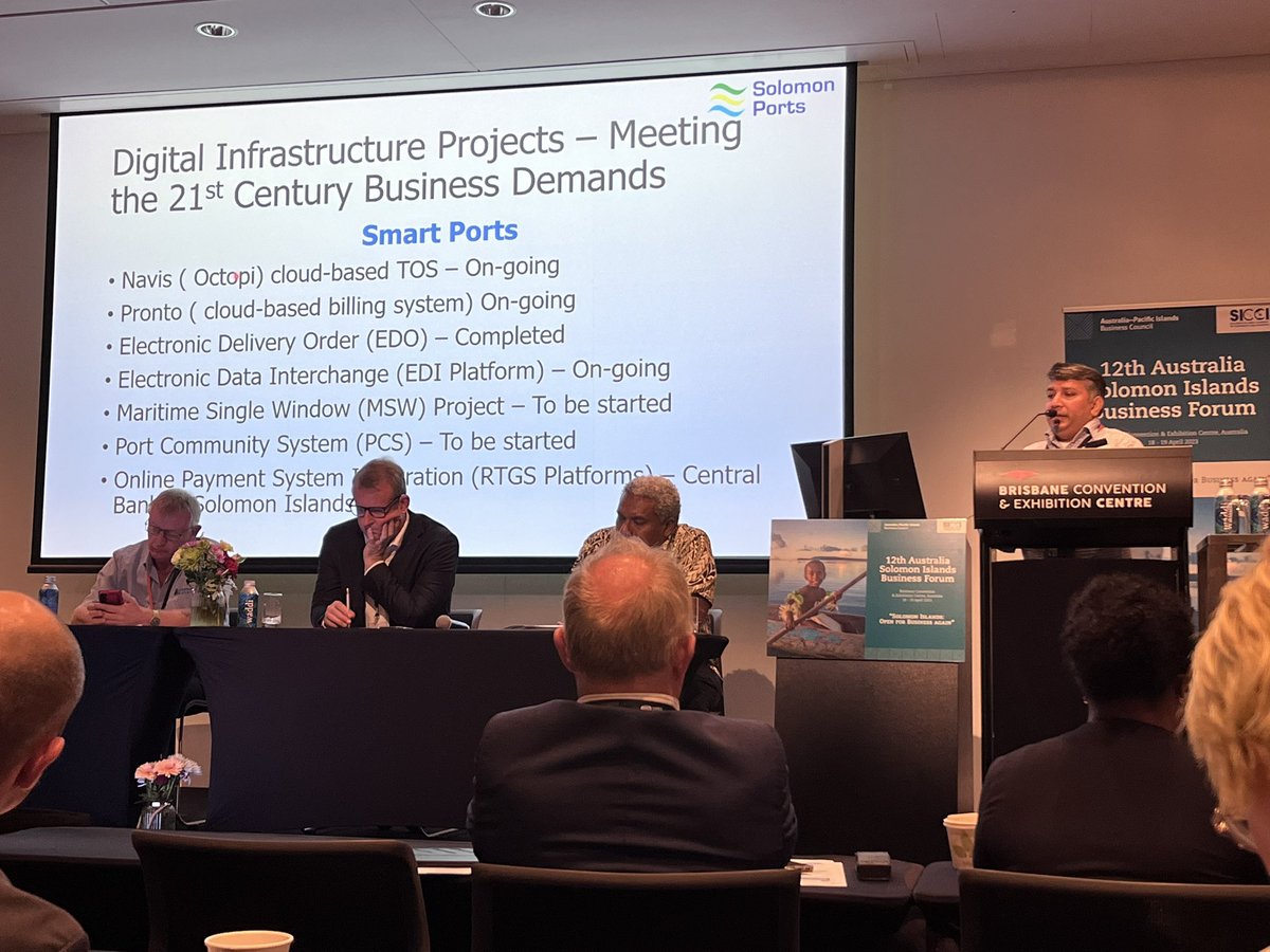 AustraliaPIBC's tweet photo. And a list of projects for smart ports (digital infrastructure): #12ASIBF https://t.co/6hoXdVzGV8