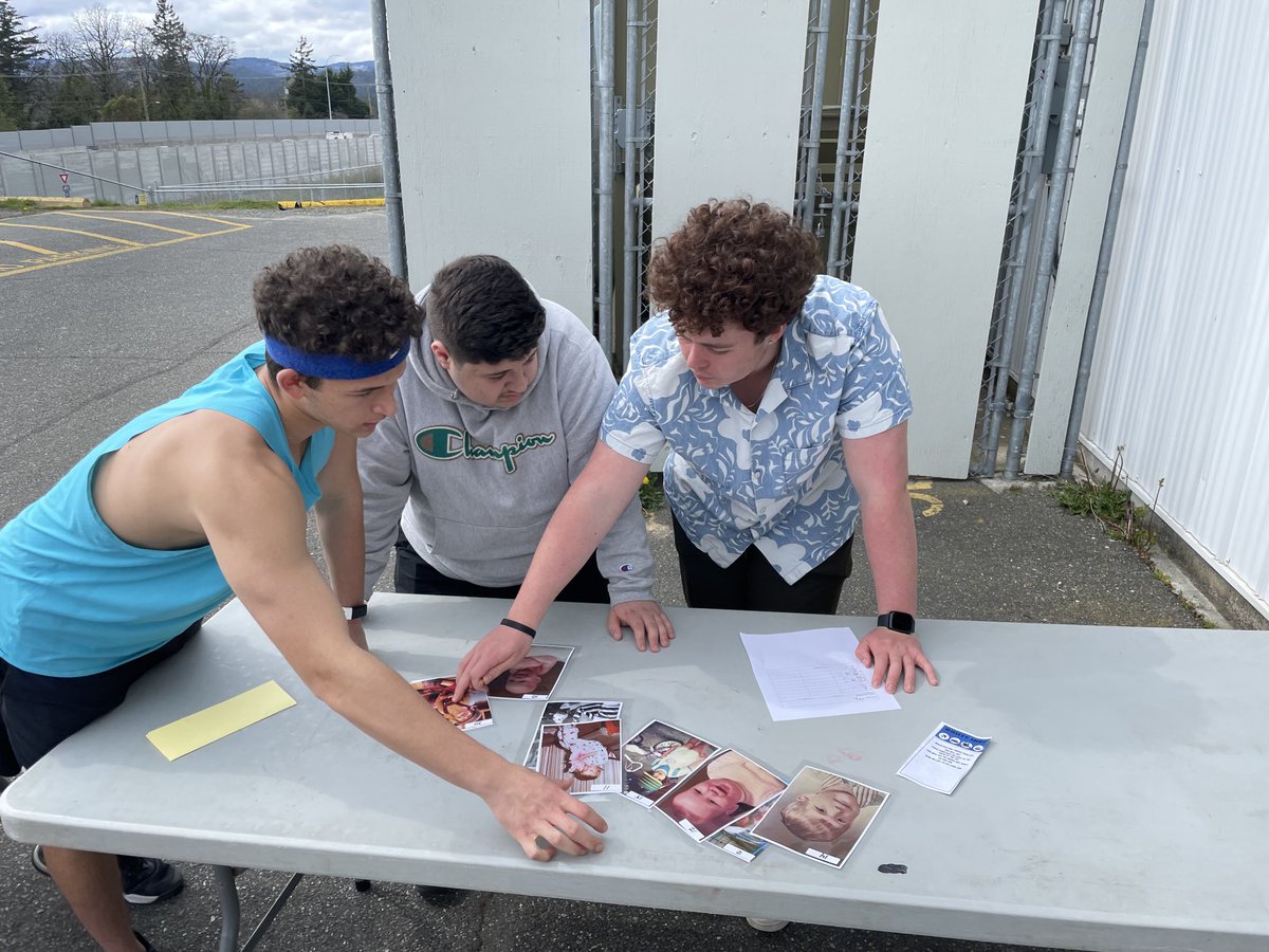 Our Grad class 2023 had a great time with ⁦<a href="/SpectrumThunder/">Spectrum School</a>⁩ Amazing Race!  Thank you to our staff for their support!