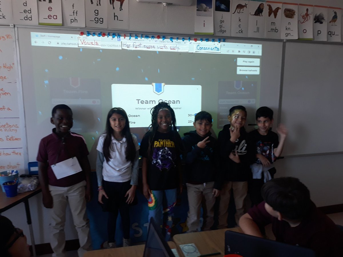 CNavar_BNES's tweet photo. STAAR BLITZ in full effect @SVE #initoWINit #bestinthewest #herewegrow https://t.co/mfET0FRR6F