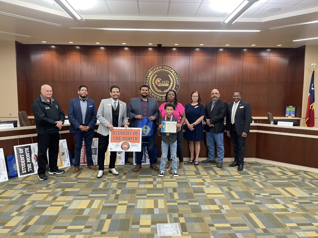 lizcastelline's tweet photo. Congratulations to our Student of the Month, Brayden Bridgewater! We are so proud! Go Wolves! @McGheeWolves @ChannelviewISD https://t.co/XsPOkULApA