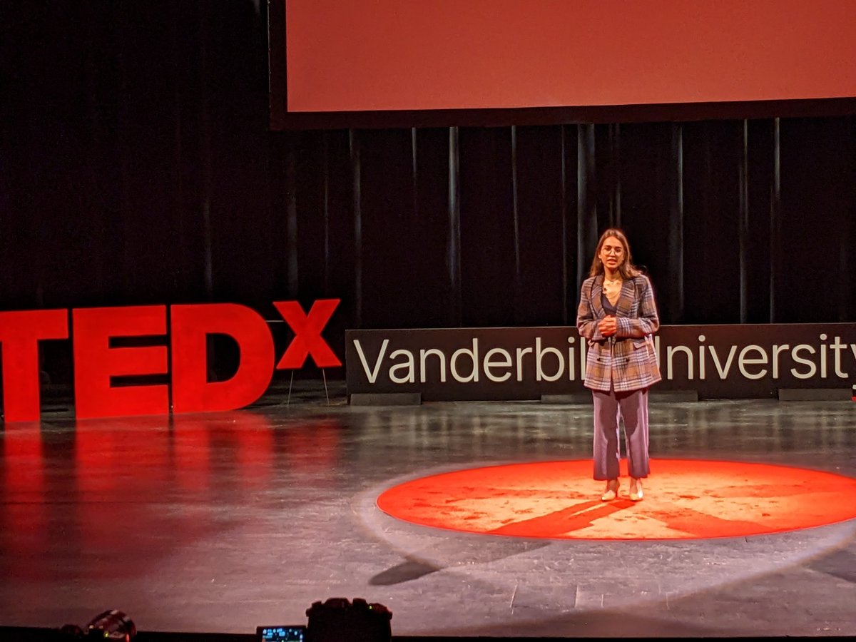 Sandy DeWald tweet media