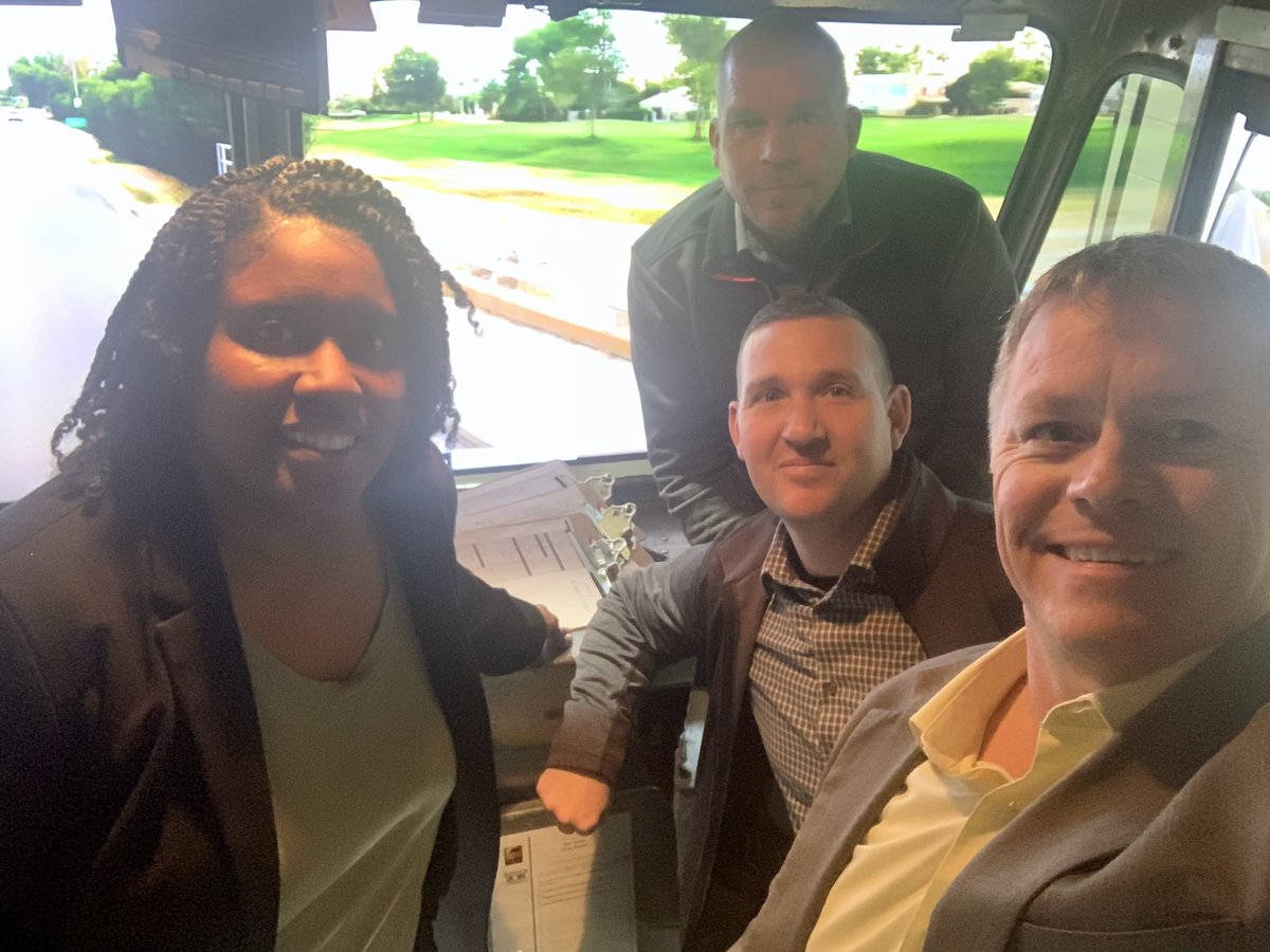 DJEJZ's tweet photo. Chesapeake &amp; Mid-Atlantic 🌎 Unite😀@msatch2 shows John Oravetz and his Safety Team West Chester’s Simulator🚛#UPS #WorldClassTraining @CarolBTome @UPSTrayceParker @scott_bremerman @KVUPS @joesavageups @FredCarr_ups  @bramosjrUPS @UPSIntegradMD @UPSIntegradUK @TammyS8 @UPS https://t.co/0QXvkUzbUb