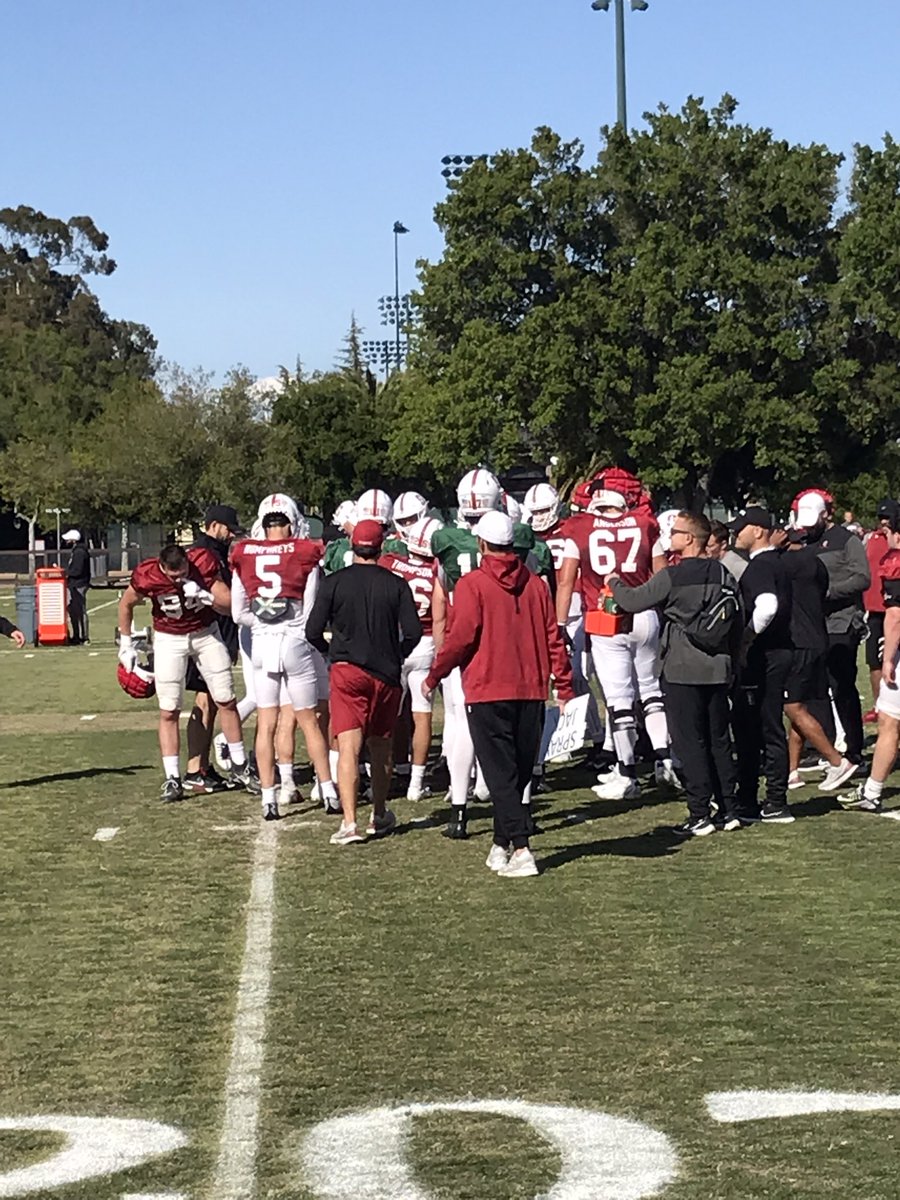slamdunk406's tweet photo. Another beautiful day on The Farm for Stanford spring practice. #Stanford #Pac12FB https://t.co/6dYBHLPdKj
