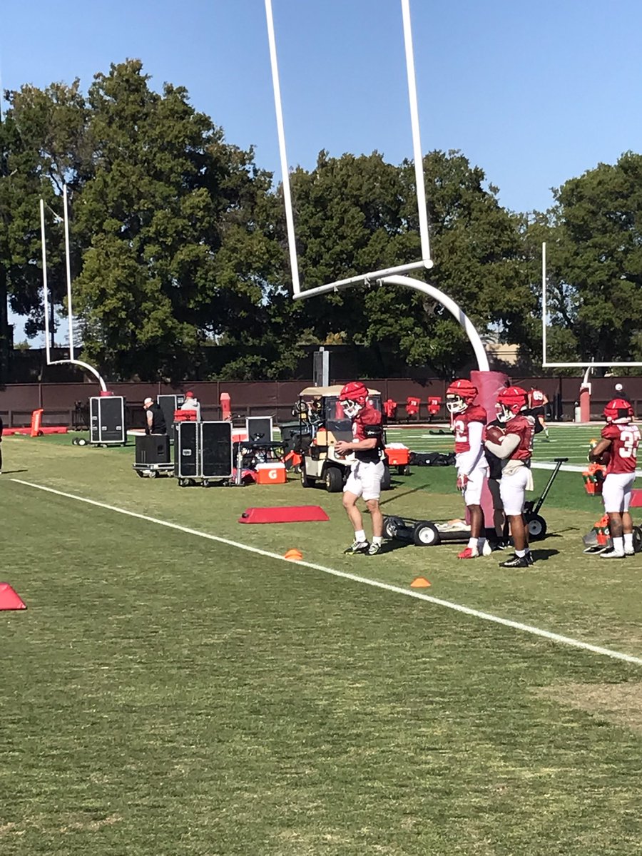 slamdunk406's tweet photo. Another beautiful day on The Farm for Stanford spring practice. #Stanford #Pac12FB https://t.co/6dYBHLPdKj