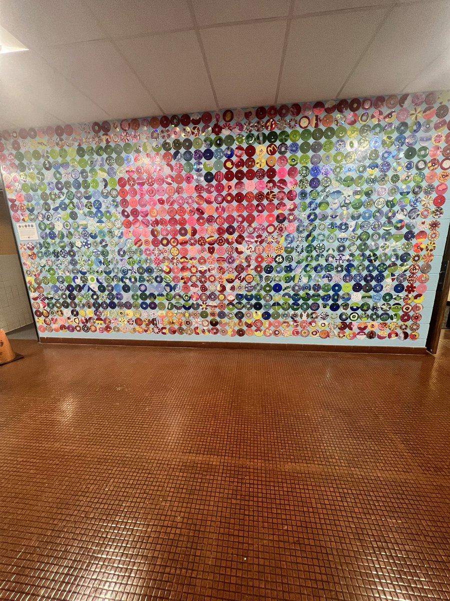 CofieldTowanda's tweet photo. Art With A Heart Mural at PREP #EarthDay #StrongerTogether #BetterTogether https://t.co/jmQb1CfSTB