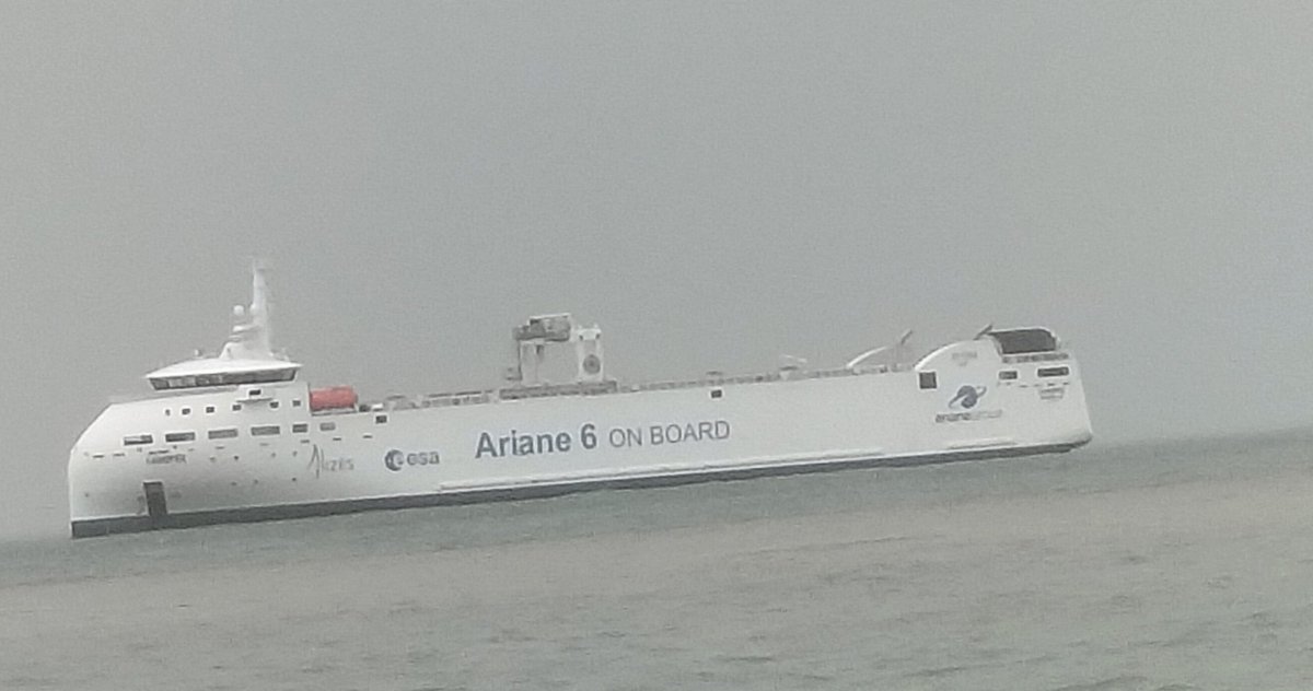 SailorsMoon3's tweet photo. Guest in the anchorage today.
Hybrid-propulsion with wing sails, transporting Ariane 6 parts from Europe trough the shallow Kourou river right up to Pariacabo harbor.
Canopée had to wait for spring tide, to enter the harbor.
#ariane
#kourou
#ESA
#VPLP
#oceanwings
#anchorlife https://t.co/ajZQzuKcpi