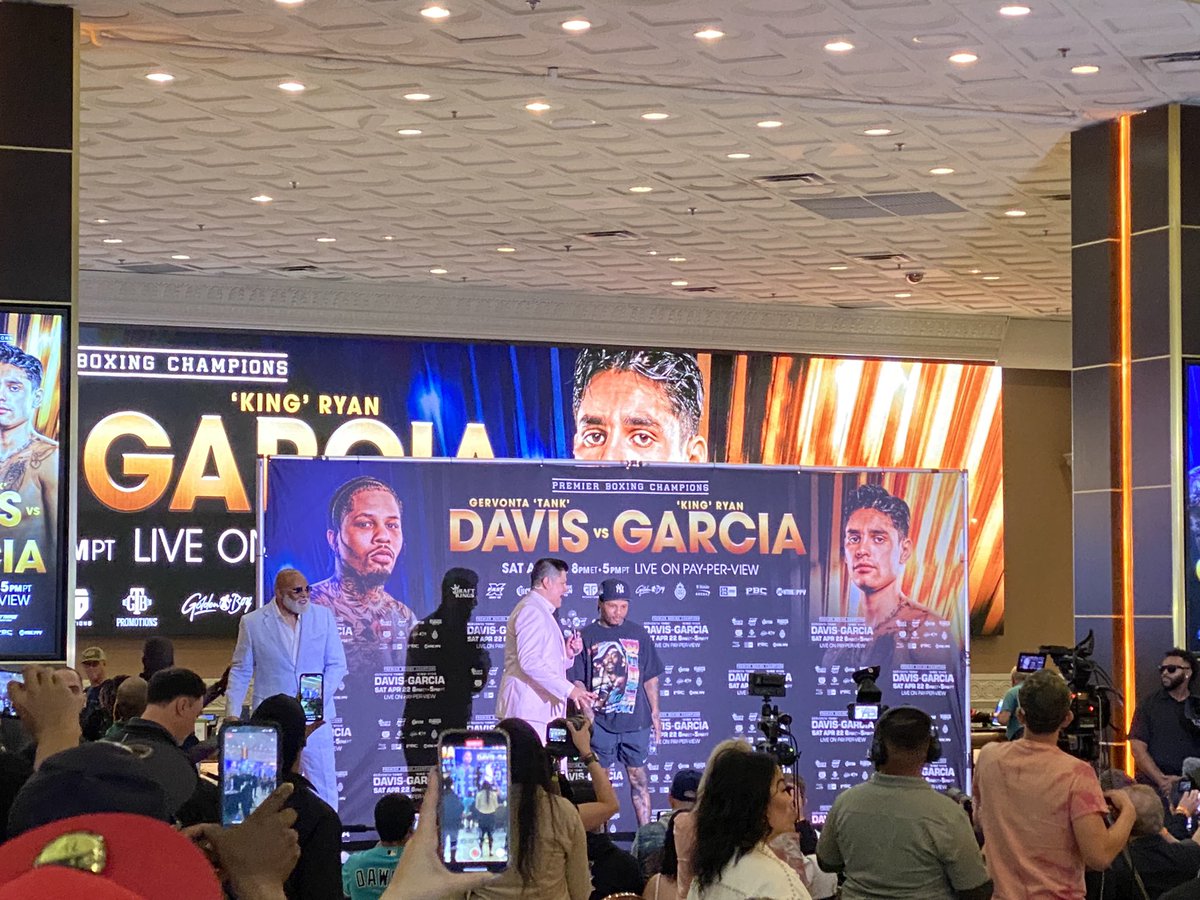 PleasMrSoul tweet media