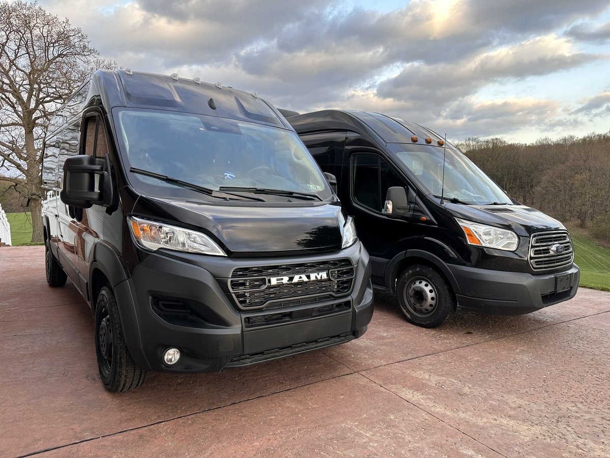 EscapeVisuals's tweet image. Van fleet looking good. Our new RAM 2500 2023 Promaster looking great next to our 2015 Transit!

And of course, in all black !
