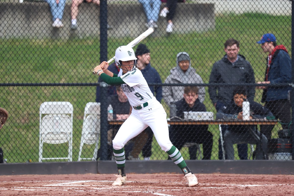 𝙁𝙧𝙚𝙨𝙝𝙢𝙚𝙣 𝙋𝙝𝙚𝙣𝙤𝙢𝙨 !!

Alexis Rogers walked-off Game 1 while Alex Brouillette went 3-4 with three RBIs in Game 2 to lead <a href="/CastletonSB/">Castleton Softball</a> to a series sweep over Plymouth State Tuesday afternoon!

📰 castletonsports.com/news/2023/4/18…