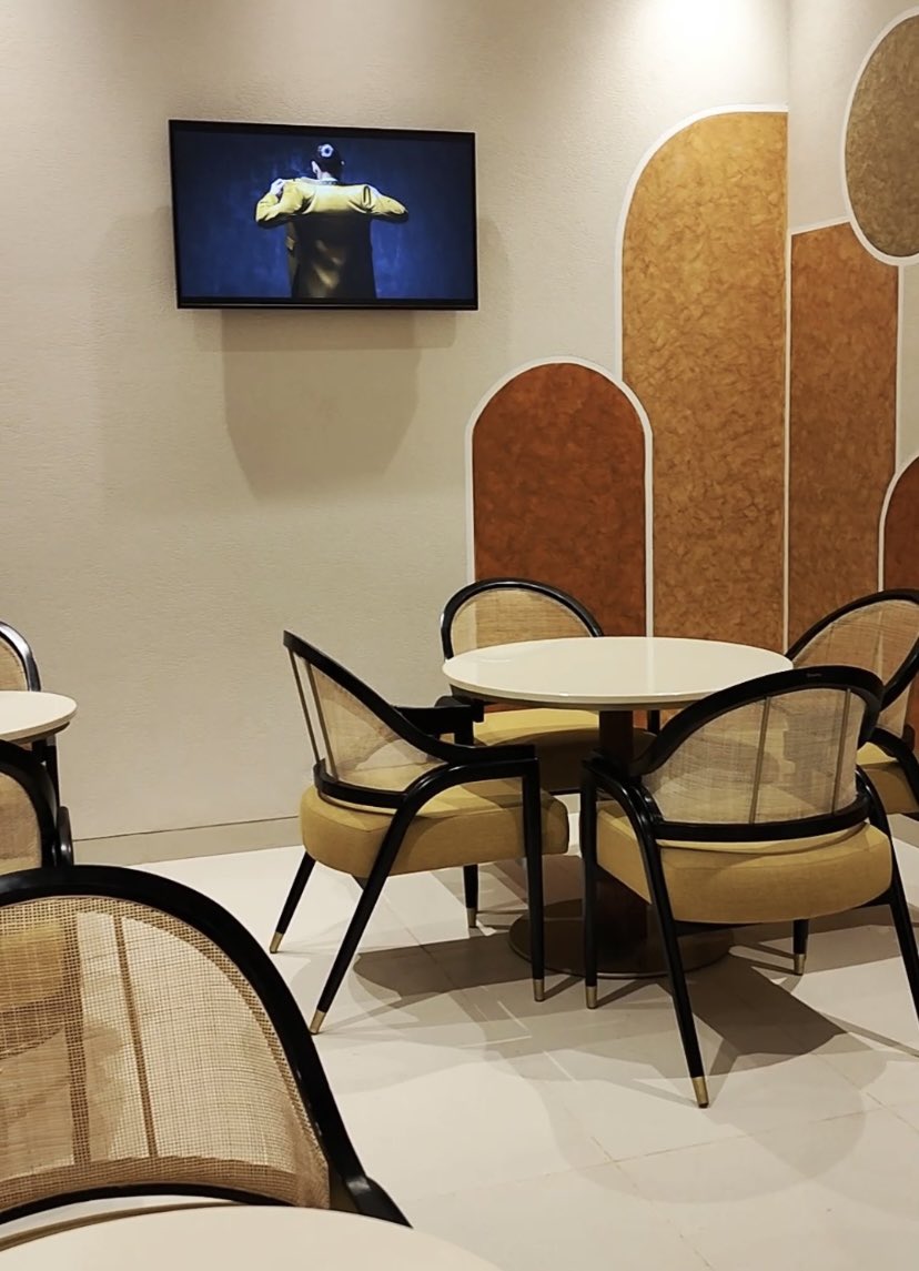 miagoaairport's tweet photo. Need to freshen up before your flight? Visit our airport lounges for a comfortable and relaxing experience.
#airportlounge #travelcomfort #gox #goxlive #miagoaairport #manohatinternationalairport #feelgoa
@EncalmIndia https://t.co/xhfzCGiGE7