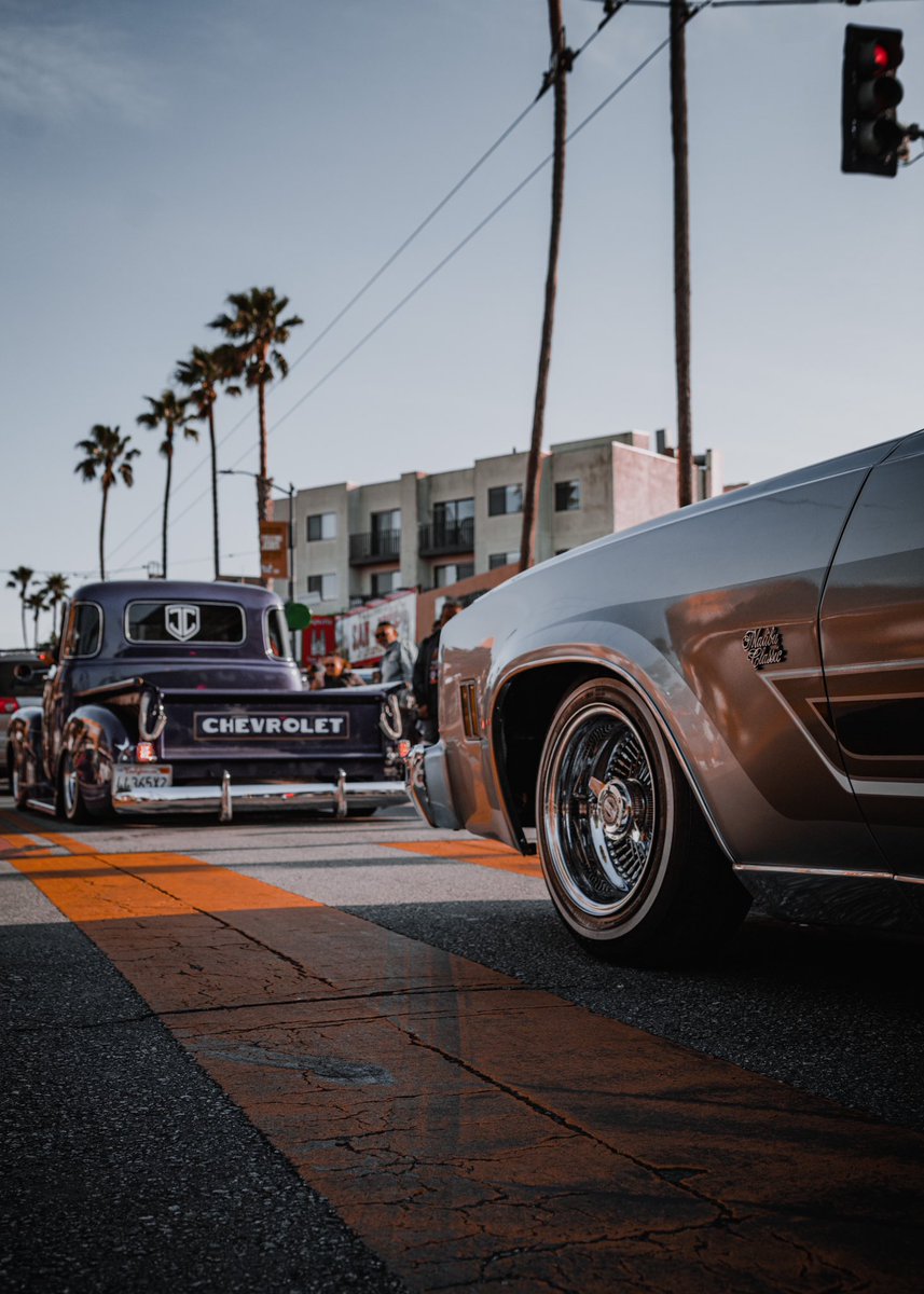 toneography's tweet photo. Streets of SF https://t.co/I4Y7kPeCel