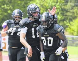 IKenyez's tweet photo. I am blessed to earn an offer from UNC Pembroke University!! 🙏🏾 

@CoachBWitt_ @TimoneBrown https://t.co/Q8Jzs30StH