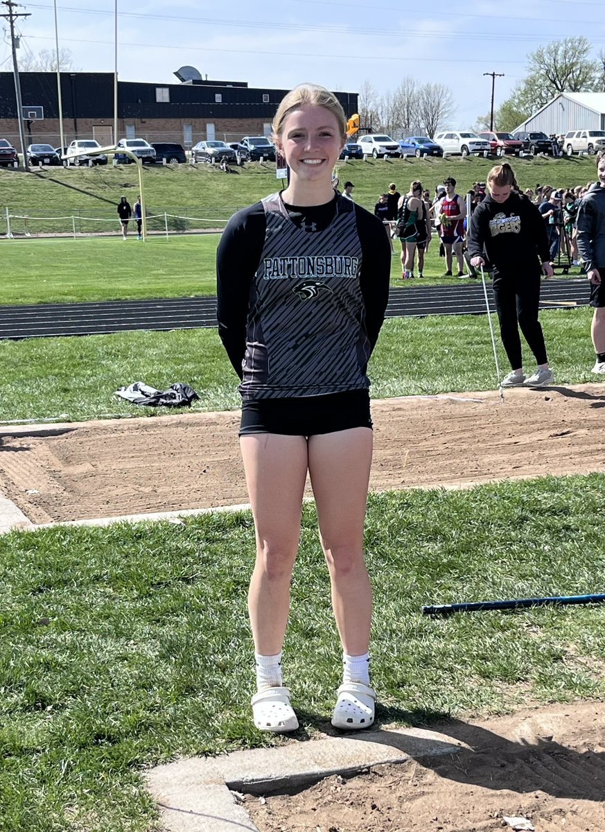 BrentJo96789496's tweet photo. Pattonsburg’s Katelyn Jones gets a new PR and breaks the school record with a jump of 5.27 meters at the Worth County Tiger Relays.. https://t.co/EjzWiOVZMA