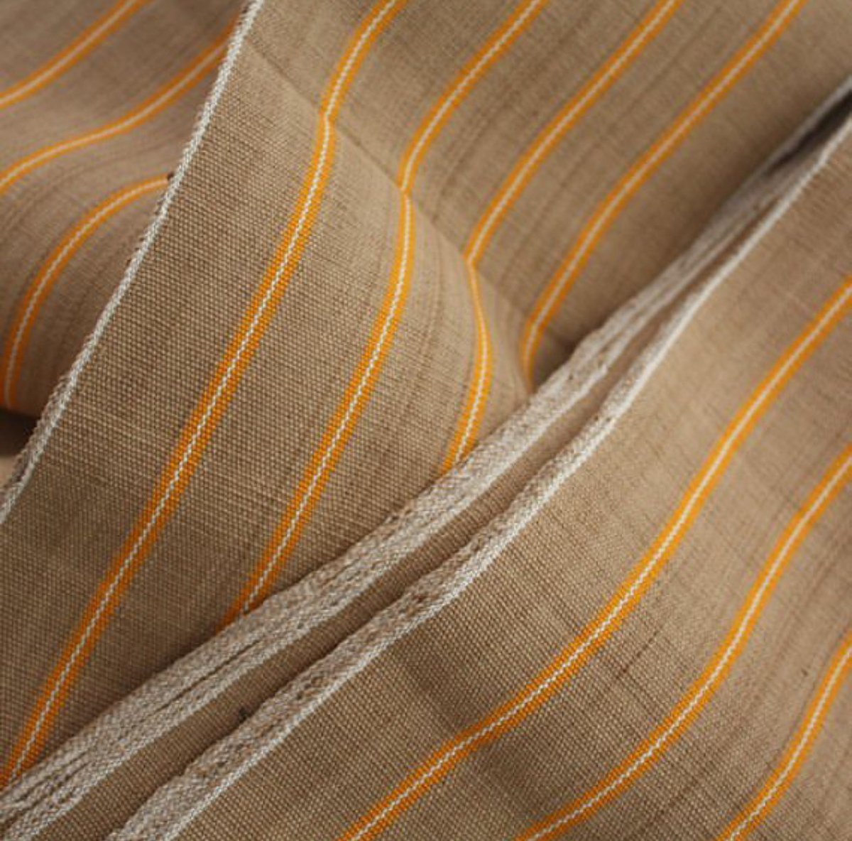 I available at any time if you need aso ofi or aso Oke please just contact me on this number 08150273542 or WhatsApp me on this number 08137045940 if you any sample that you want to do I’m available for that as well I do delivery to anyplace of your choice