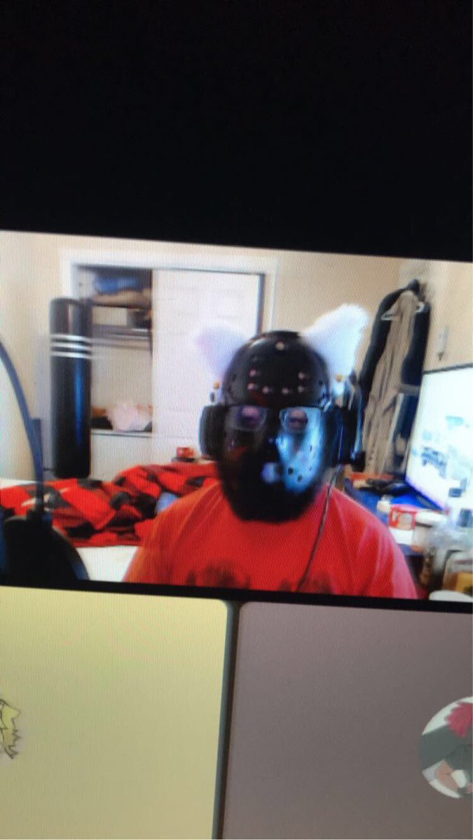 Z0ned0ut__'s tweet photo. I barely tweet but happy birthday to the homie @Tchando12 🥳 Hope you took this day by the kneecaps💀 https://t.co/F3szOJRyuK