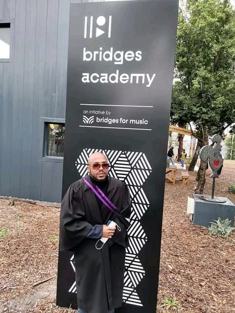 DukxReal's tweet photo. @RealBlackCoffee I want to be the first student in your music school, I just finished at bridges academy. 🥁🎸🎹🙏
@RealBlackCoffee https://t.co/8OmUkAoxs8