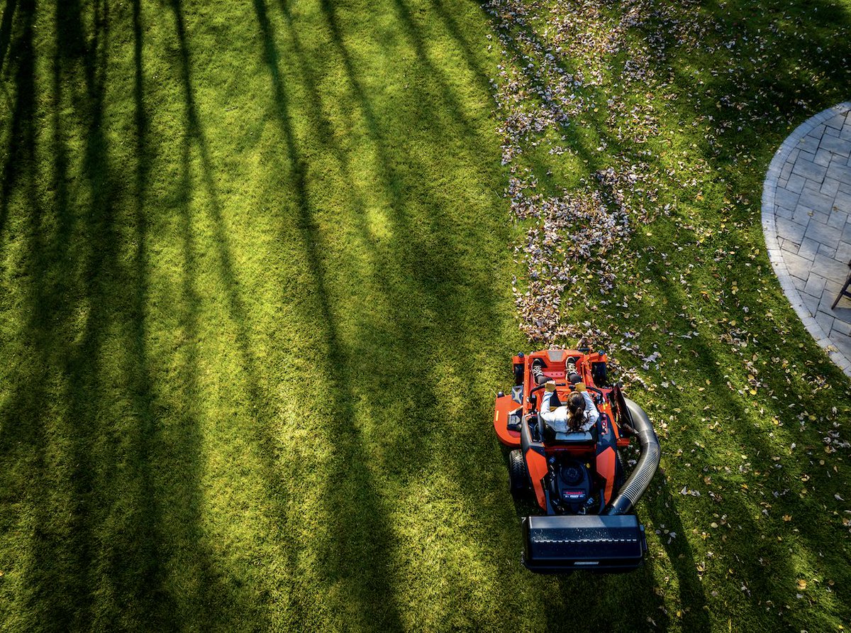 Add a bagger to your zero-turn this spring for easier cleanup. 
Find your local Ariens dealer to order: bit.ly/41e3tyd