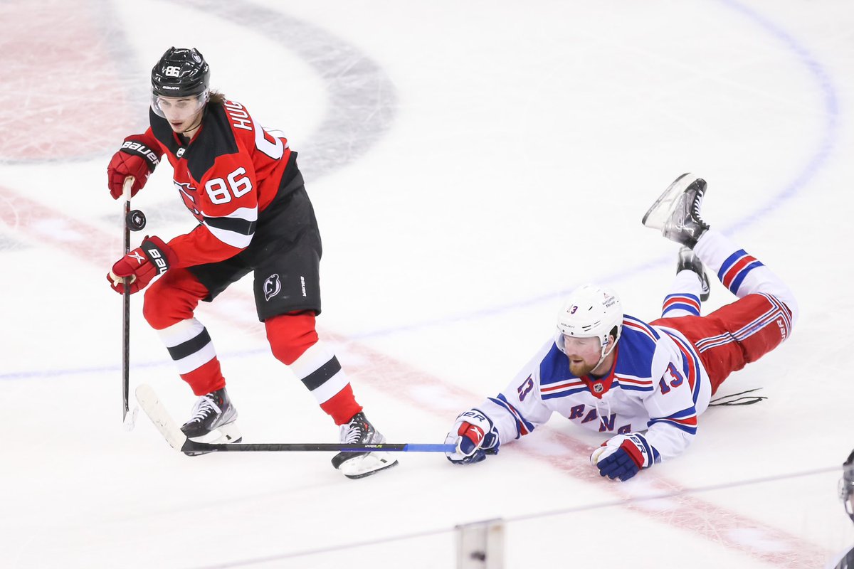 jmstarr_'s tweet photo. It’s been a Rangers-dominant game so far. 3-0 after two. Shot for @TheHockeyWriter https://t.co/8rmugr6LzF