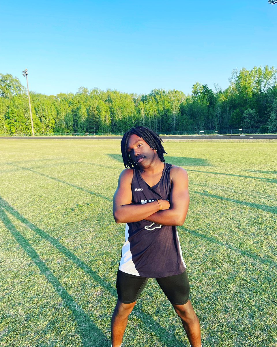 Blacksburg Track and Field tweet media