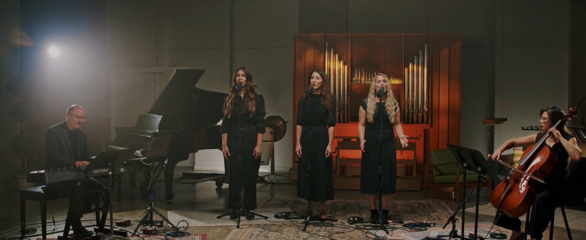 HymnsofGrace's tweet photo. Did you miss "O Sacred Head, Now Wounded" (Hymn 271) released this past Friday? Watch it now on our YouTube channel. New music released every Friday. #HymnsOfGrace #hymnology #graceproductions
https://t.co/IIcopKjf5Z https://t.co/nCCcJZs59a