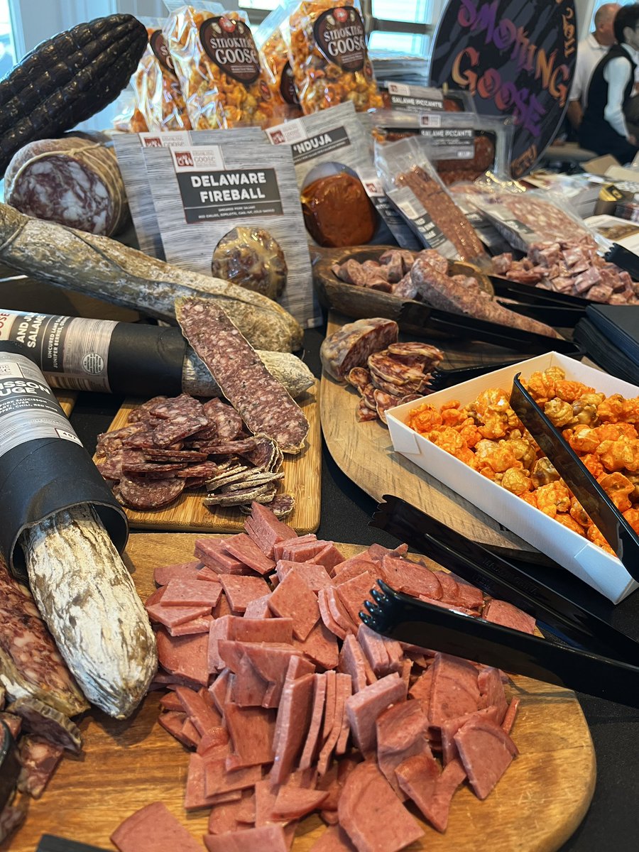 Smoking Goose tweet media