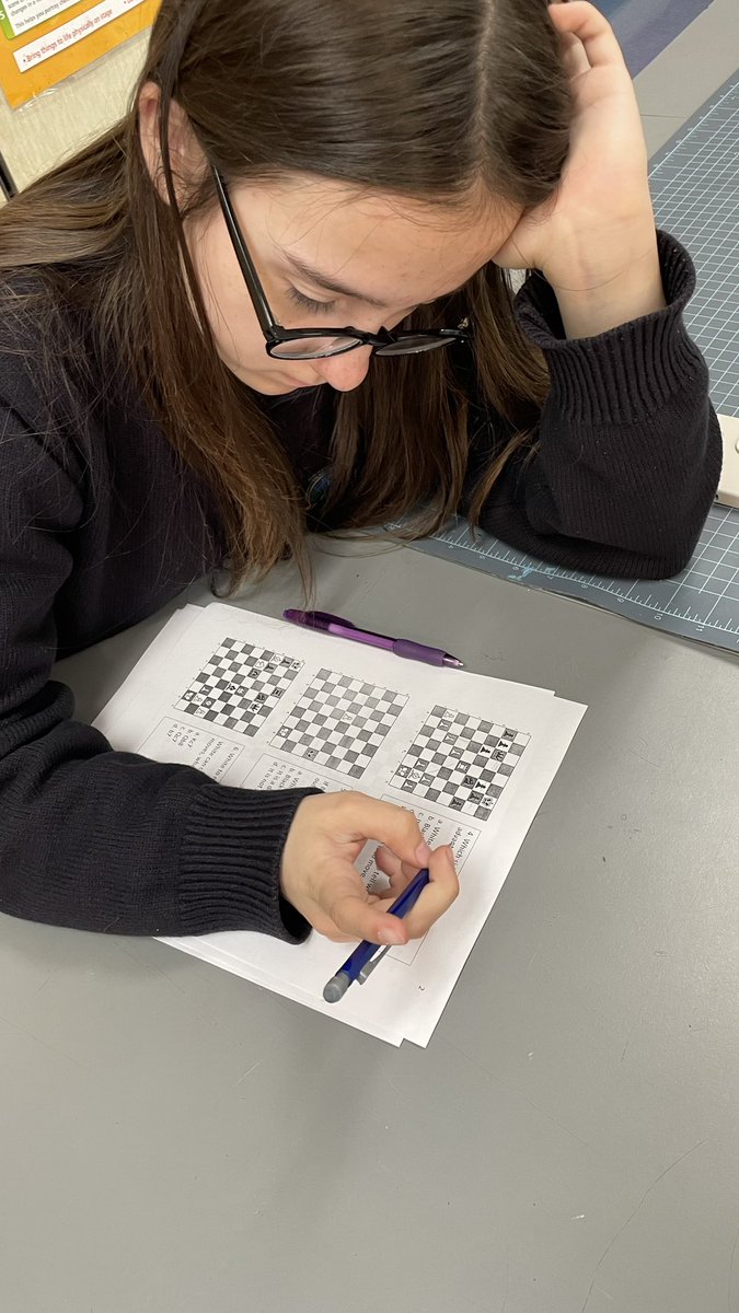 ChessYwla's tweet photo. It all comes down to this Friday! Wish us good luck. Killer Queens at the UIL competition this Friday. @Ysleta_YWLA @YsletaISD @YISDFineArts @MalindaVillalo1 @SusanPolgar @chesscom https://t.co/RmpJbAFGf5