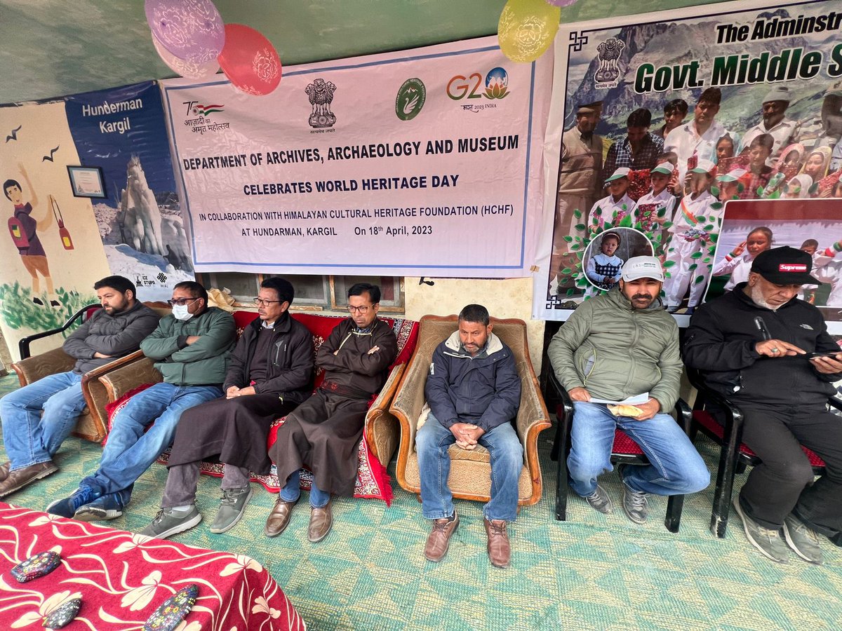 RisingKashmir's tweet photo. #WorldHeritageDay #observed at #Ladakh’s #Hunderman #Brok
Reports @UmarRaina9
https://t.co/QA2uwcS0gv https://t.co/9blNA0878J