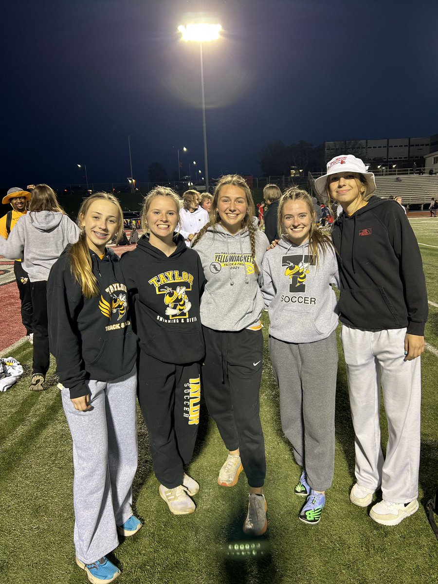 Soccer LadyJackets running and jumping at Colerain Track event.  💛🐝⚽️+🏃🏻‍♀️ #proudcoach