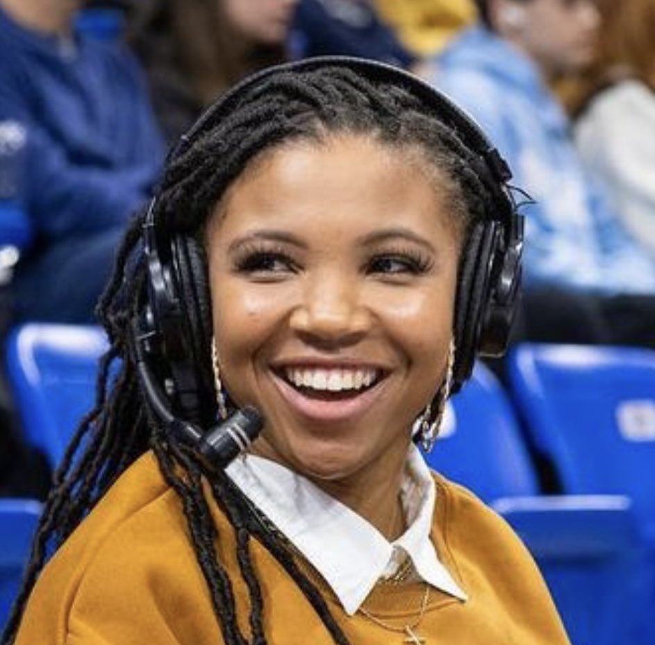 QUJournalism's tweet photo. The good news around here just keeps on coming! Next month, sophomore @ReivenJDouglas heads to Los Angeles to take part in our @QUinLAProgram. The best part? She will intern for the @LASparks. Congratulations, Reiven! Keep making us proud. ππππππΎββοΈ https://t.co/bnNxS8Gxkj