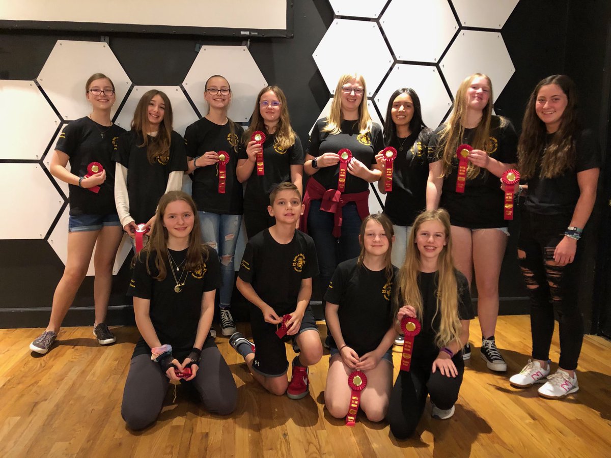 penderschools's tweet photo. Congrats to the Topsail Middle Battle of the Books team after a second place finish at Regionals! The team did an amazing job missing only 4 out of 54 questions! They represented TMS (and PCS) well!!!! π₯#PCSPride https://t.co/bKYgEogZ8G