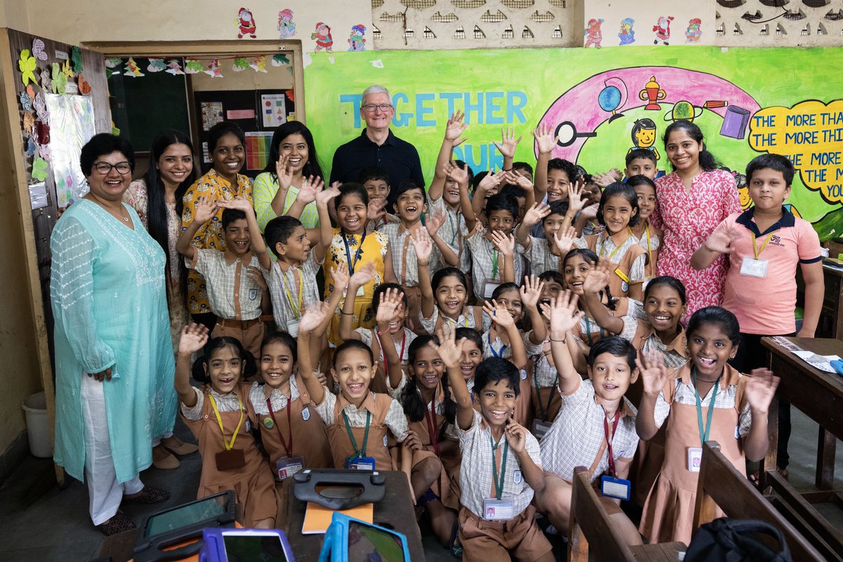 I met the most incredible group of students and teachers at an Akanksha Foundation school, where children that might not have otherwise had the opportunity are given the chance to reach for their dreams. These students embody perseverance and hope! We’re proud to support them.