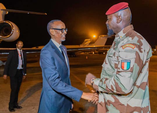 Africaguinee's tweet photo. 🔴📍👉🏻Guinée. Coopération. Voici ce que Paul Kagamé et Mamadi Doumbouya ont convenu à Conakry…🇬🇳🤝🏻🇷🇼⤵️
https://t.co/prrb2cVso8 https://t.co/25rgLTRylV