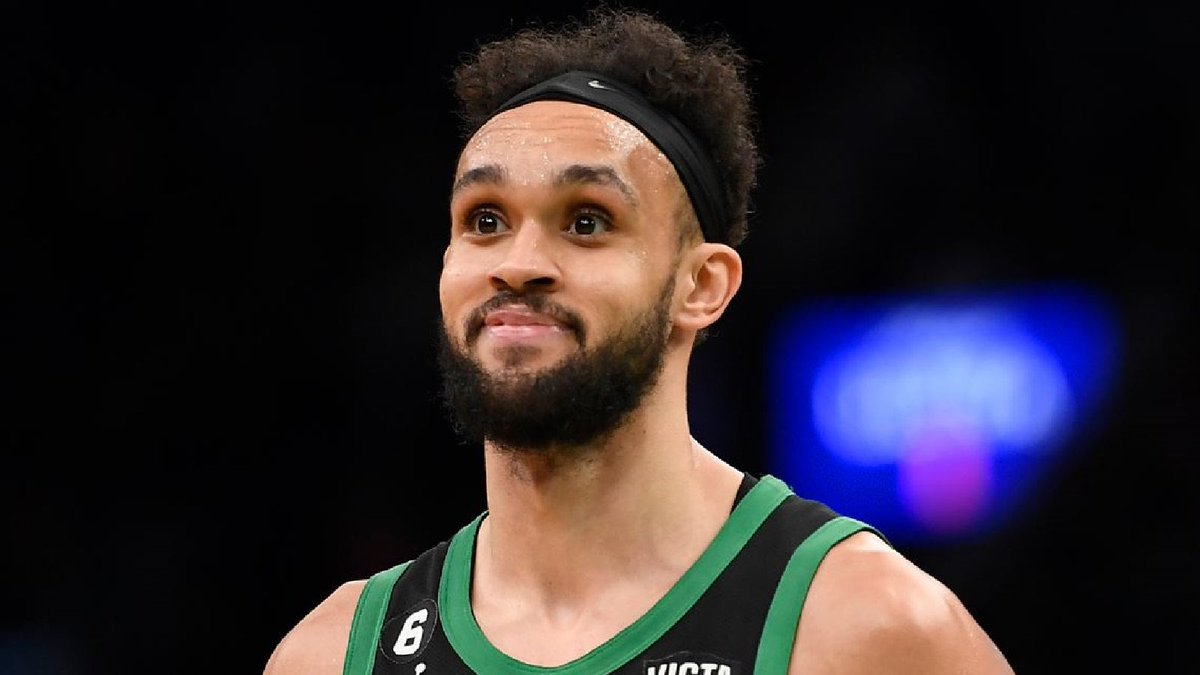 HoopsEmpire_'s tweet photo. Through 2 games, Derrick White stats vs Atlanta:

➼ 25 PPG
➼ 4.5 RPG
➼ 4.5 APG
➼ 62% FG (18/29)
➼ 55% 3P (6/11)
➼ 89% FT
➼ 5 Total Blocks 

Best Non-Jay Celtic? https://t.co/Q0cMth9DRS