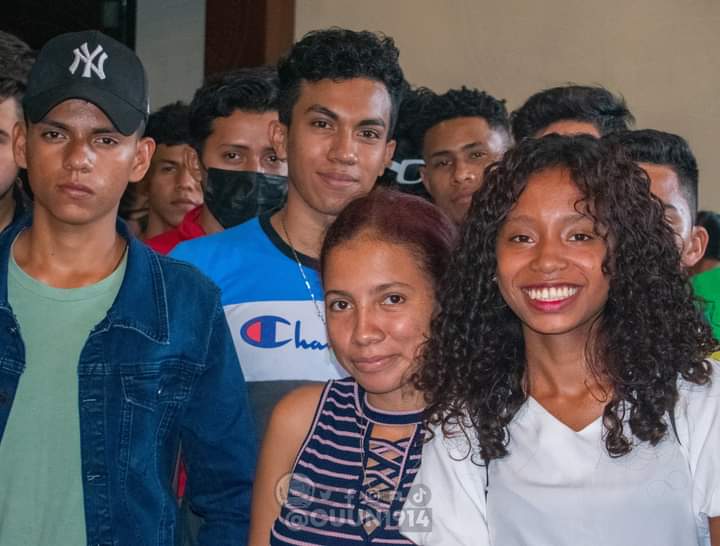 Encuentro con estudiantes internos, sobre el legado de nuestro Héroe de la Paz Cristhiam Emilio Cadenas, en el marco de la Jornada de Conmemoración de su 5to aniversario al Tránsito a la Inmortalidad

#YoSoyCristhiam
#LaPazNuestraVictoria #LeonRevolucion #RedFSLN <a href="/CarlosEmilioDH/">Carlos Emilio Lopez</a>