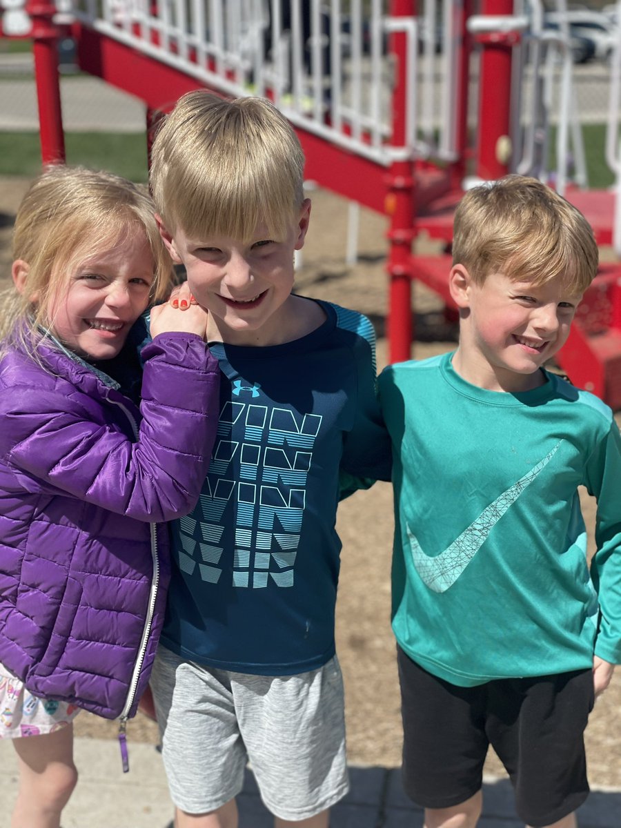 Mrs. Baker’s Kindergarten Class tweet media