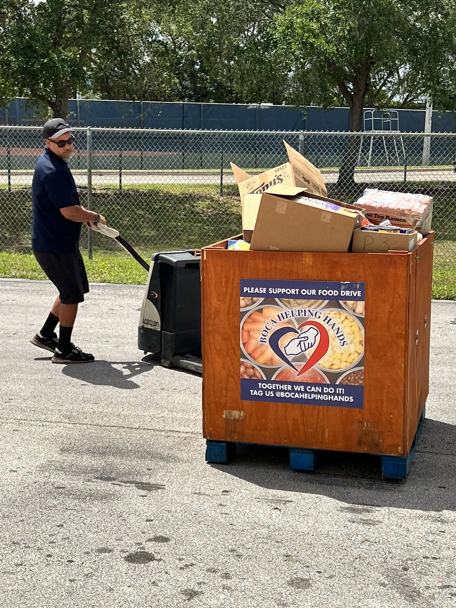 Our #fooddrive was a tremendous success! Big congrats to @QueenElsaLu ,Ms Dice, & Ms Kappler for bringing in the most donations 👏 More to come on the prizes and amount raised 🐾💛💙 #gobobcats #bocahigh @pbcsd @SommerPBCSD @licatap