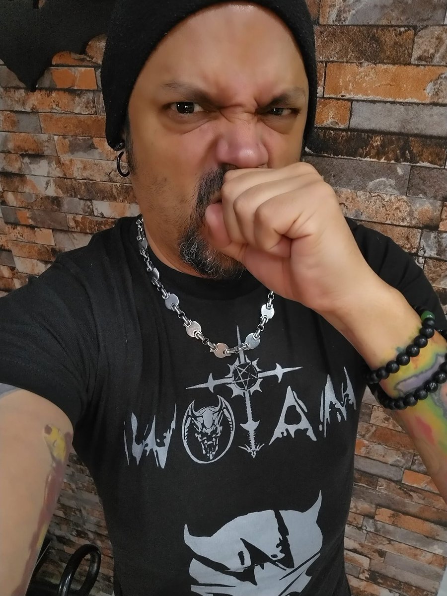 MandoKalani's tweet photo. ¿ Qué playera traen puesta HOY ?

#RetoPlayera #WOTAM #MetalMexicano #TalentoNacional
@PREMIOSKALANI 
🤘👕🤘 yeos !!!

#ApoyaLaEscenaLocal #BandasMexicanas #PLayera #PremiosKalani #BandaLocal  #MANDOactitud 

📸 #YoMismo https://t.co/6emIZt47eP