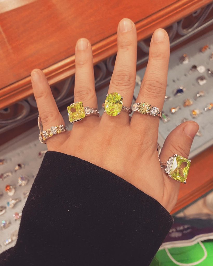 tercemusic's tweet photo. Throwback to the time I went for the Prince John look in the Von Maur jewelry department. - Lilly https://t.co/bV6tKZOmWt