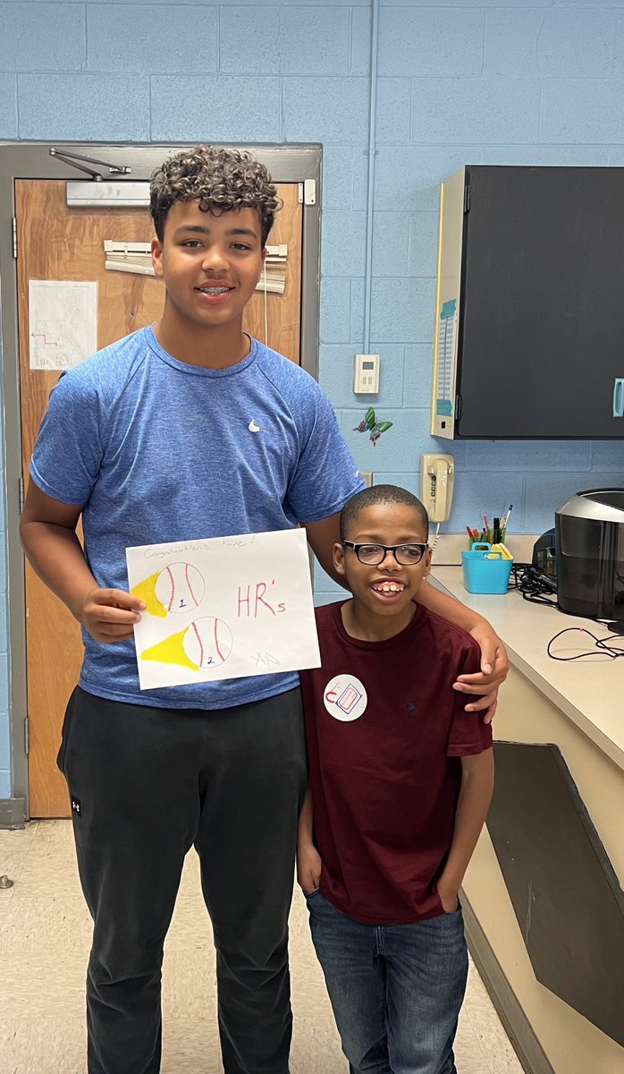 jfranklin350's tweet photo. These two kiddos I’m telling you!!! This is friendship like none other♥️ @EMMS_McDowell https://t.co/Rw7fLyJEWs