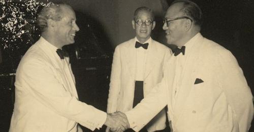 ISEAS's tweet photo. Do you know? #ISEASLibrary has a sizeable private papers collection covering various aspects of Tan Sri (Dr) Tan Chin Tuan’s life from the 1940s to the 1990s.
Read more at https://t.co/Fbvmm9EqDn
#Privatepapers #History #Philanthropy #Singapore @tanfoundation https://t.co/PVLdcbERGY