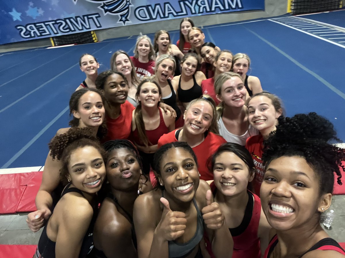 liliannewyre's tweet photo. because in the end and through it all...
#lastpractice #BACKTOBACK π https://t.co/6L36nFzlDN
