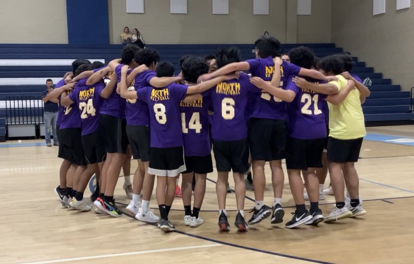 NHHSVB's tweet photo. Great 5 set win against @wataugavolleyball !
Huge shoutout to @nhhsvb alumna, Abby Edwards, for coming down from App State to support our guys. 
See them in action on April 27th @ East Henderson. JVs start at 5pm
#NHHSvb #AllN #NHHSmvb https://t.co/qsd9jeXrwL