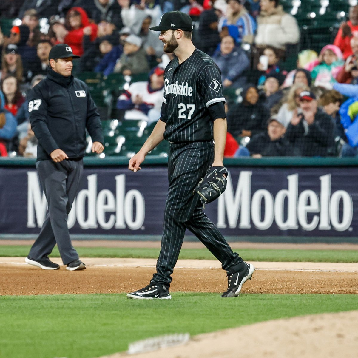 whitesox's tweet photo. 0⃣ H for 2⃣7⃣. https://t.co/cj2rB21j7u