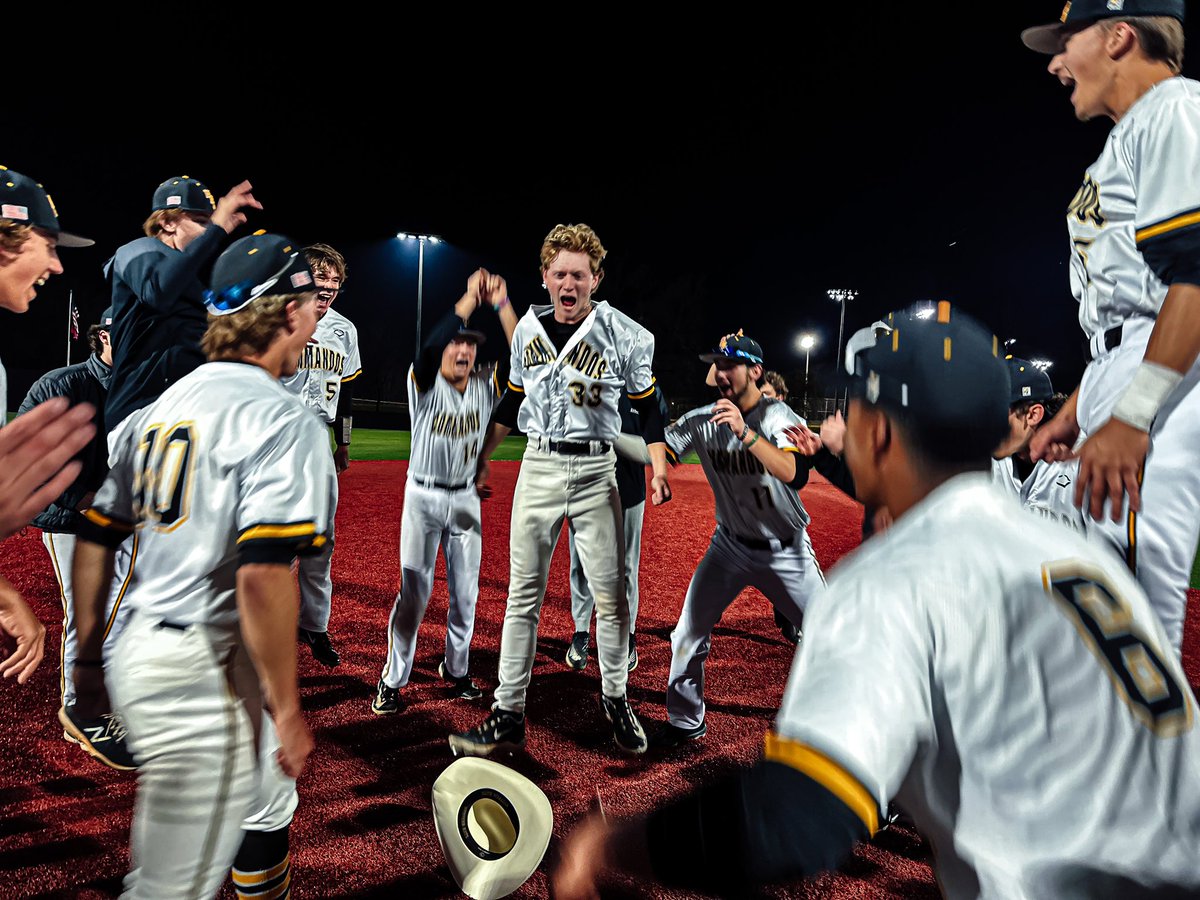 Commando Baseball tweet media