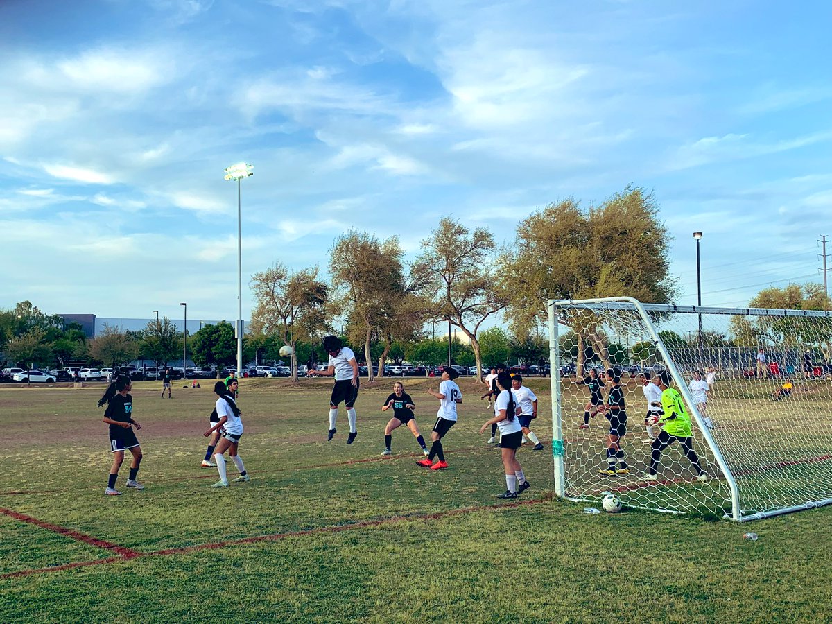 PGibbs77's tweet photo. The ASU Prep South Phoenix coed soccer team is starting off strong playing against Basis Chandler tonight. An awesome headshot off one of our 10th grade students! #asuprep #asu #soccer #schools https://t.co/E2Akq3sdGc